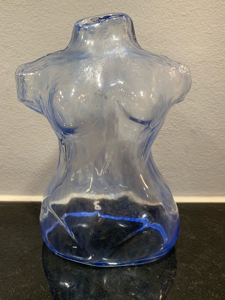 Glas, Kvindetorso i blåligt glas