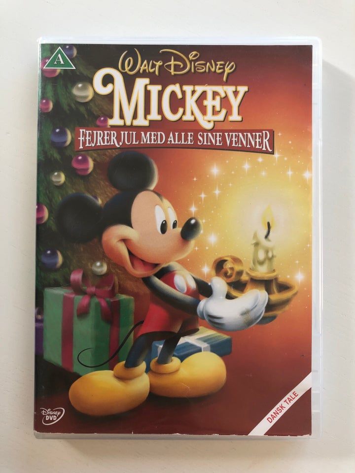 Mickey fejrer jul med alle sine