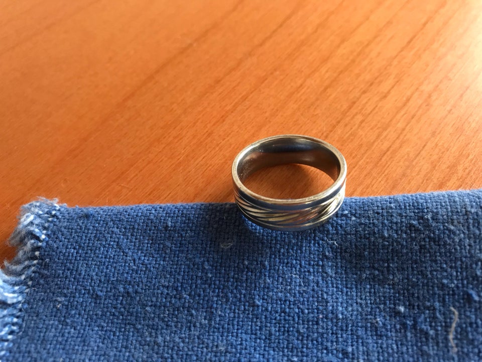 Fingerring, stål