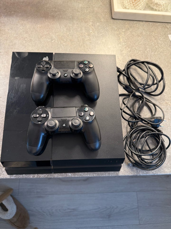 Playstation 4, Perfekt