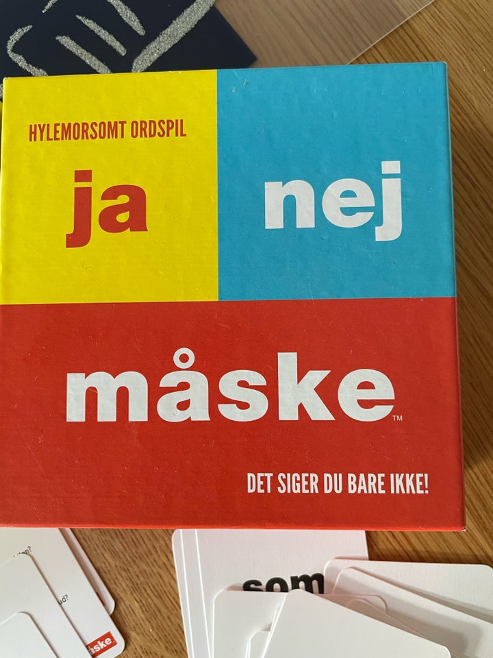 Ja Nej måske, Familiespil ,