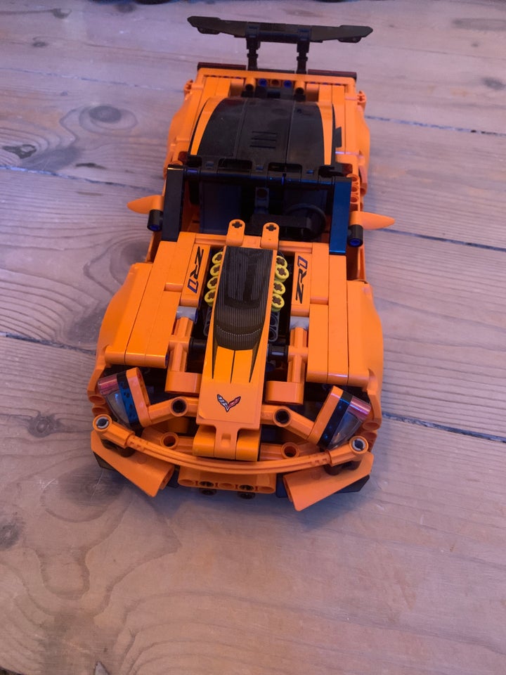 Lego Technic, 42098 42093