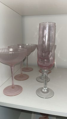 Glas 4 stk Cocktailglas og 2 stk