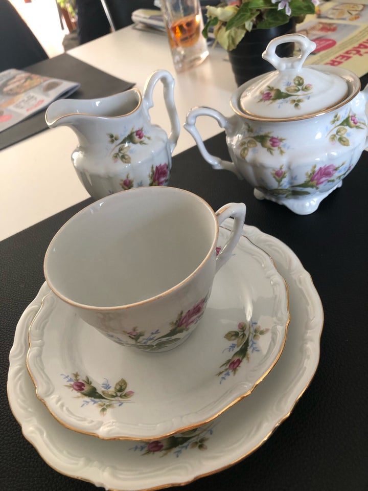 Porcelæn, Kaffestel til 11