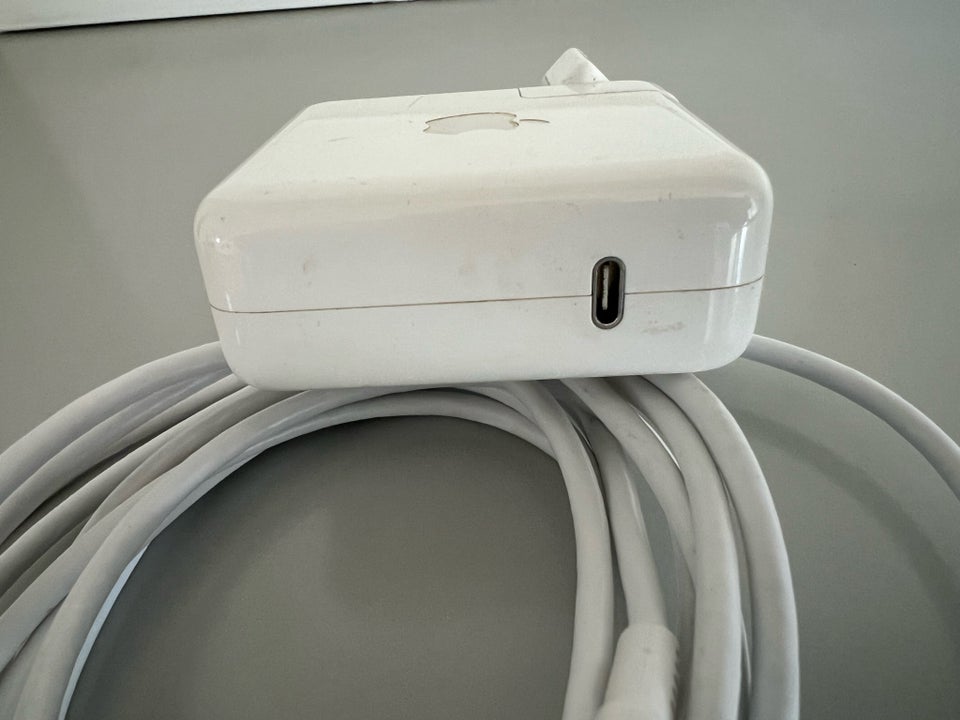 Adapter Apple God