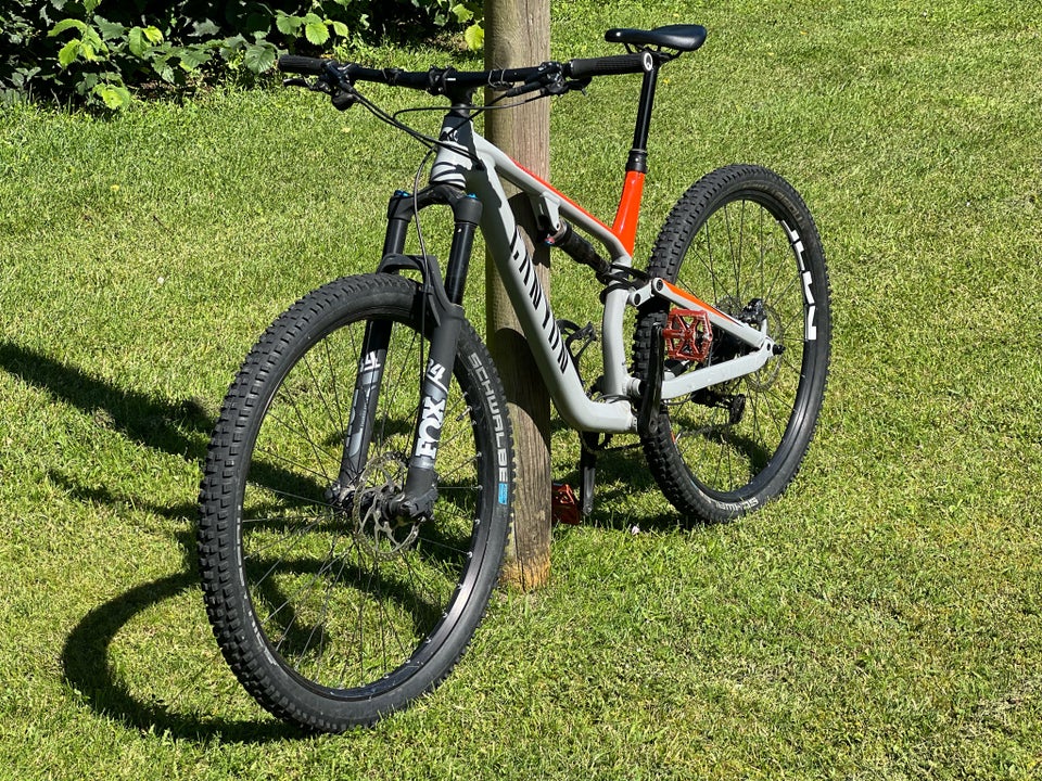 Canyon Neuron 7 full suspension L