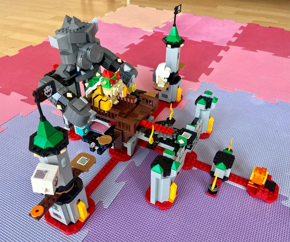 Lego Super Mario Bowser’s Castle