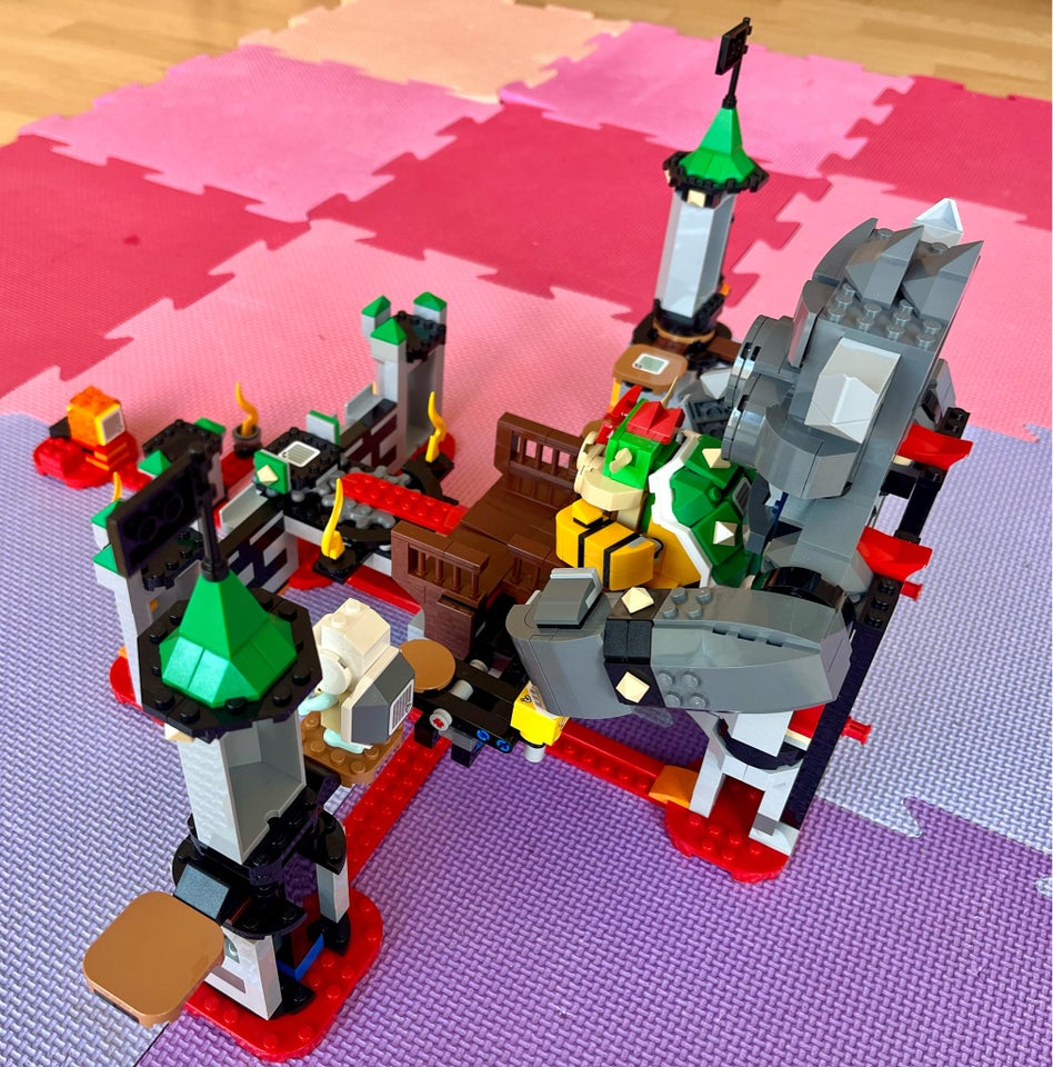 Lego Super Mario Bowser’s Castle