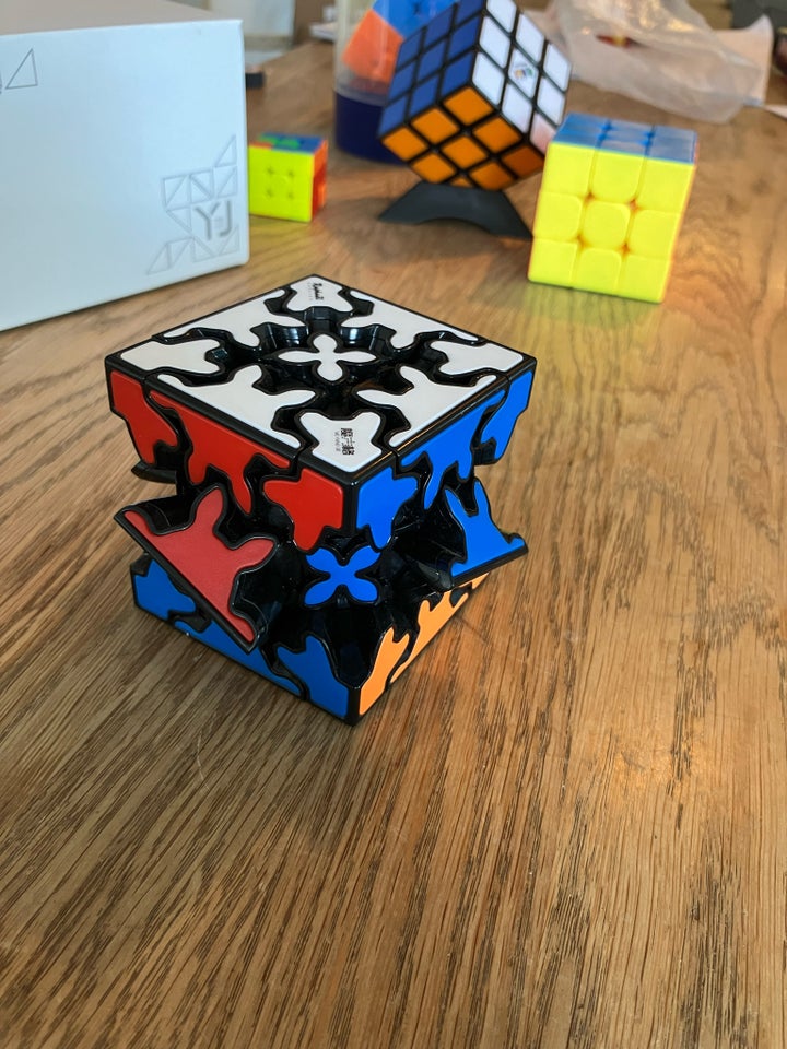 Mo fang ge gearcube, Rubix rubiks,