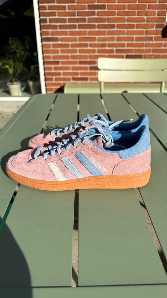 Sneakers, str. 40, Adidas Spezial