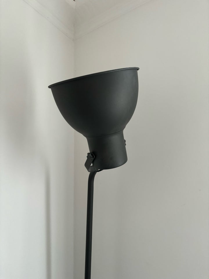 Gulvlampe Ikea