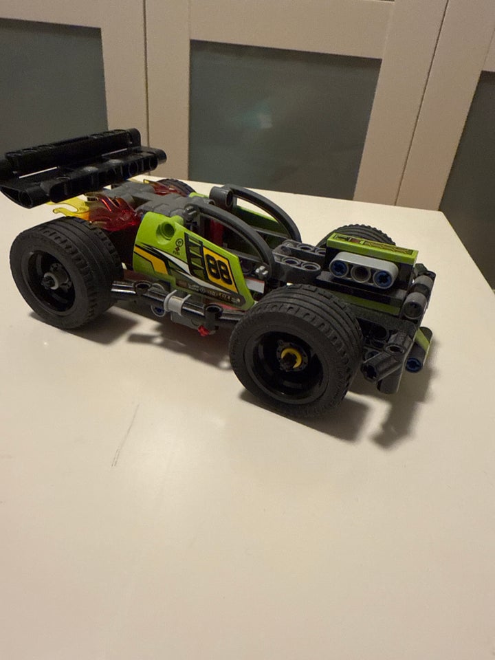 Lego Technic, Pull back bil