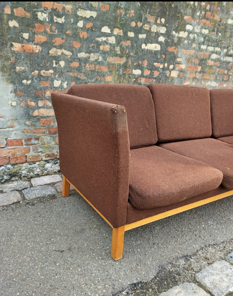 Erik Jørgensen Sofa