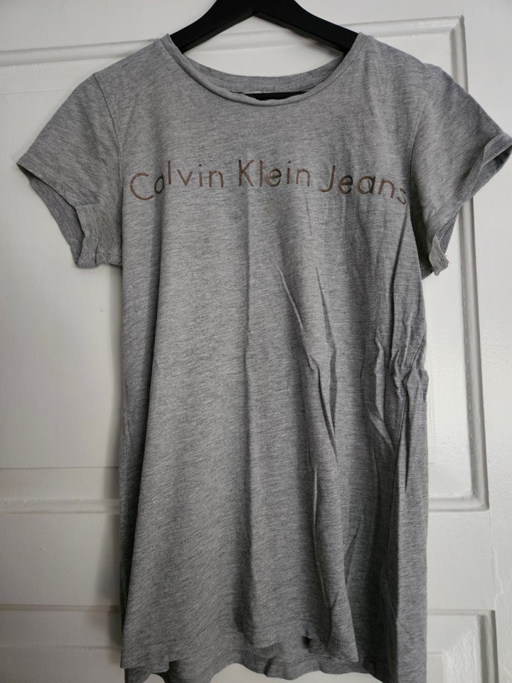 T-shirt, Calvin klein, str. 38