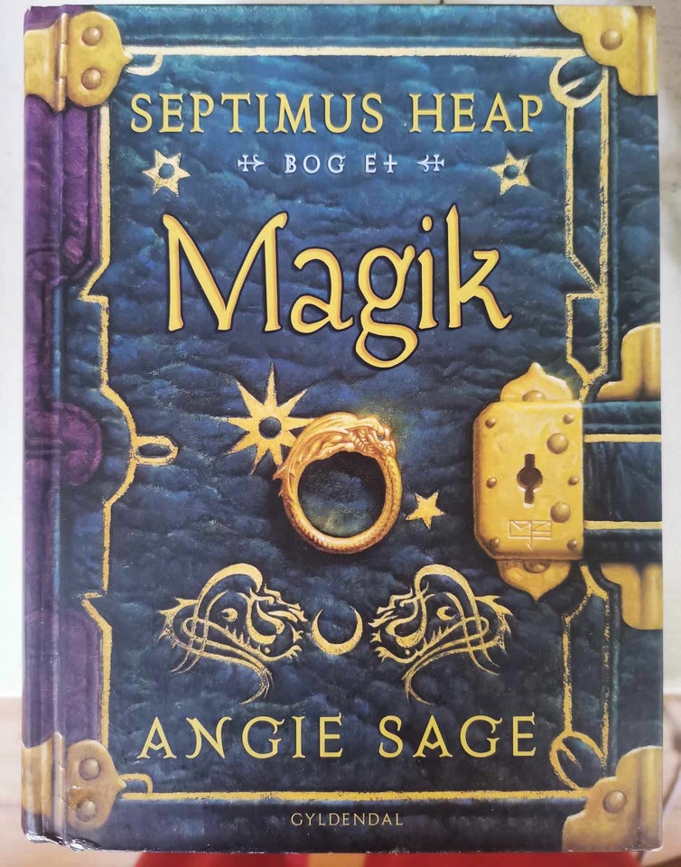 Septimus Heap - Magik (bog 1), Angie