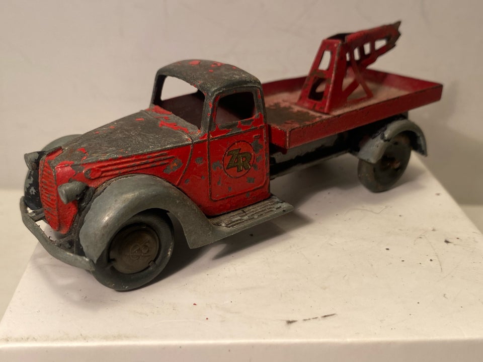 Modelbil, Tekno Ford V8 Kranbil