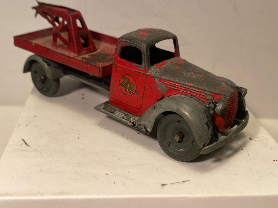 Modelbil, Tekno Ford V8 Kranbil