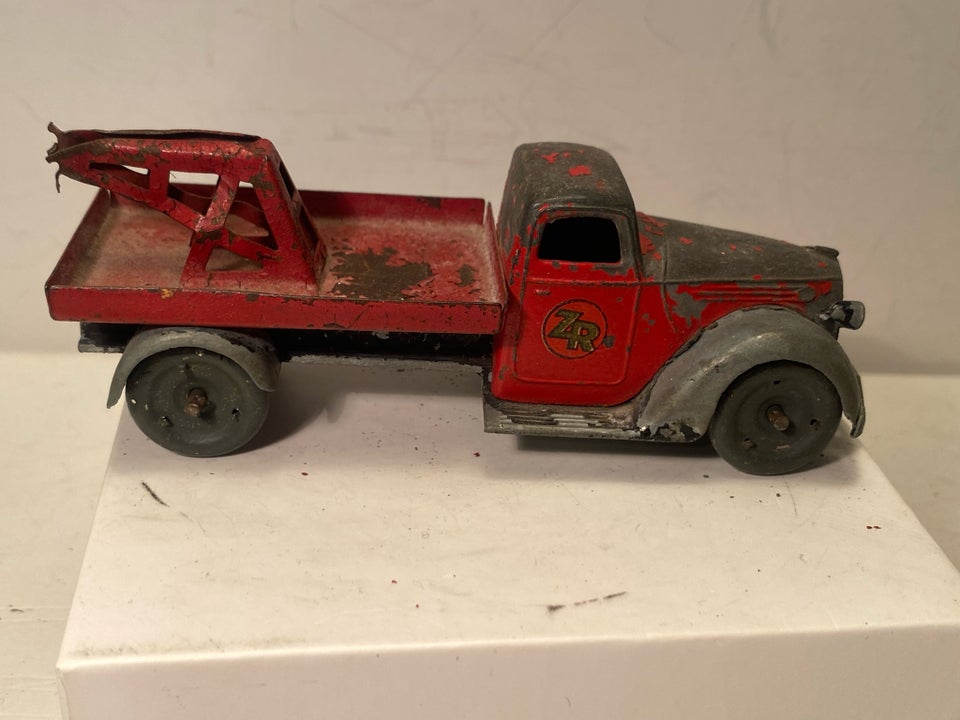 Modelbil, Tekno Ford V8 Kranbil