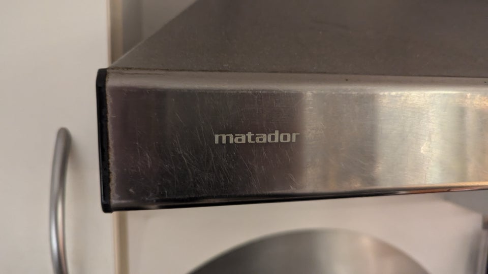 Emhætte, andet mærke Matador, b: 60