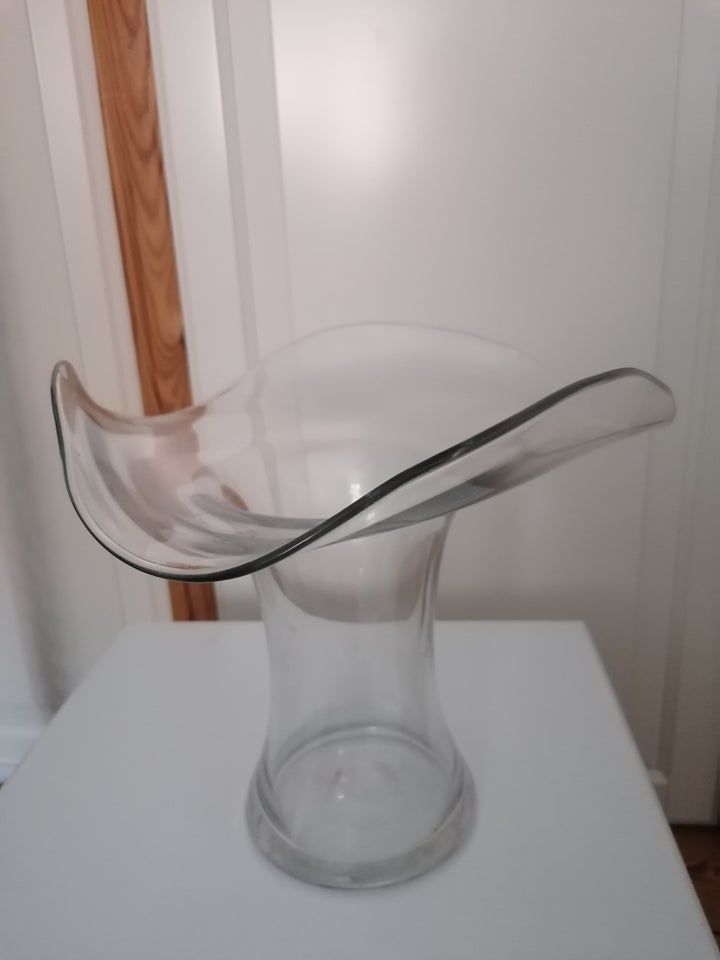 Glas, Skulpturvase fra 70'erne,