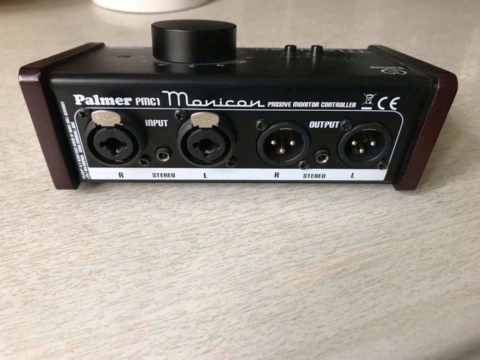 Monitor controller, Palmer