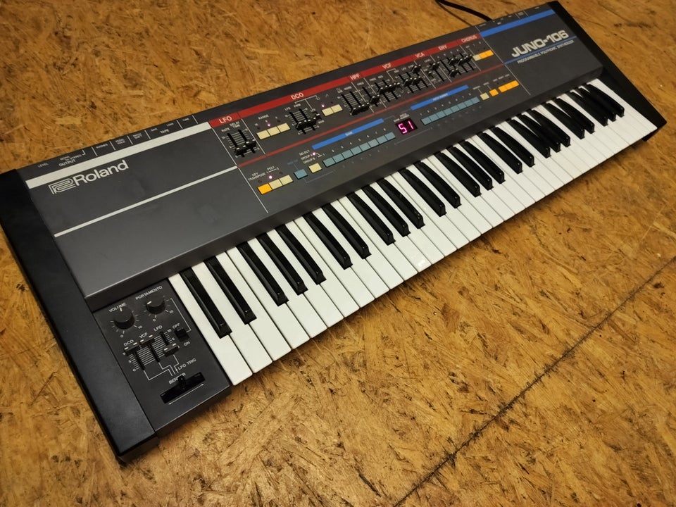 Synthesizer, Roland Juno-106