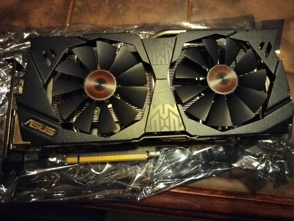 GTX 970 Asus, 4 GB RAM, Perfekt