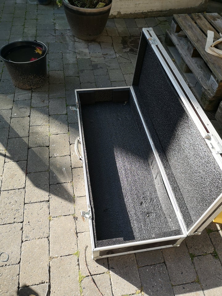 Flightcase, Kw Til keyboard eller