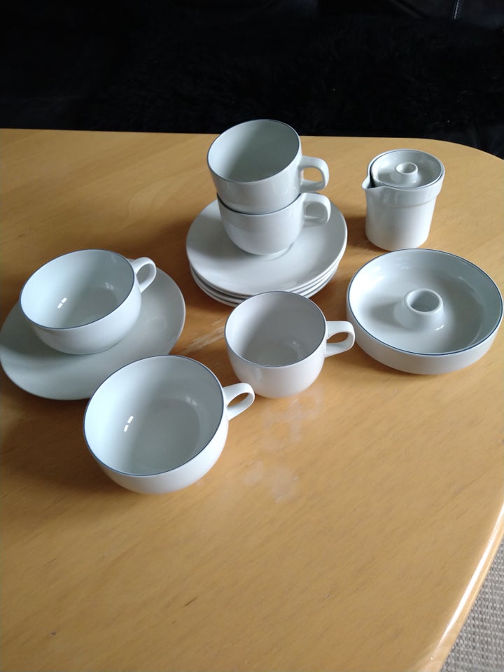 Porcelæn Te og kaffekopper Royal