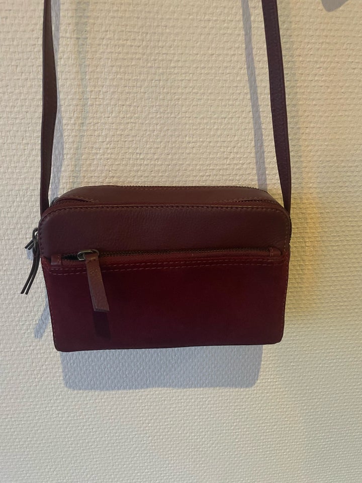 Crossbody, Markberg