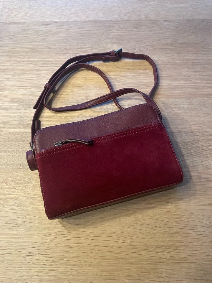 Crossbody, Markberg