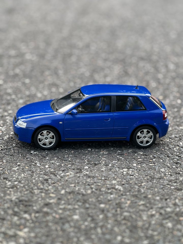 Modelbil, OTTOMOBILE Audi S3,