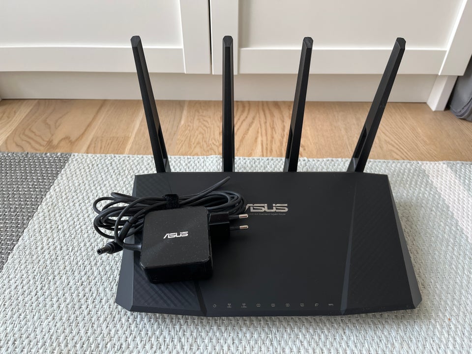 Router ASUS God