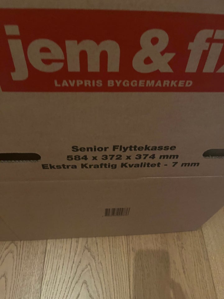 Flyttekasser, Jem  Fix