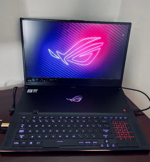 Asus ROG Zephyrus S17 GX701