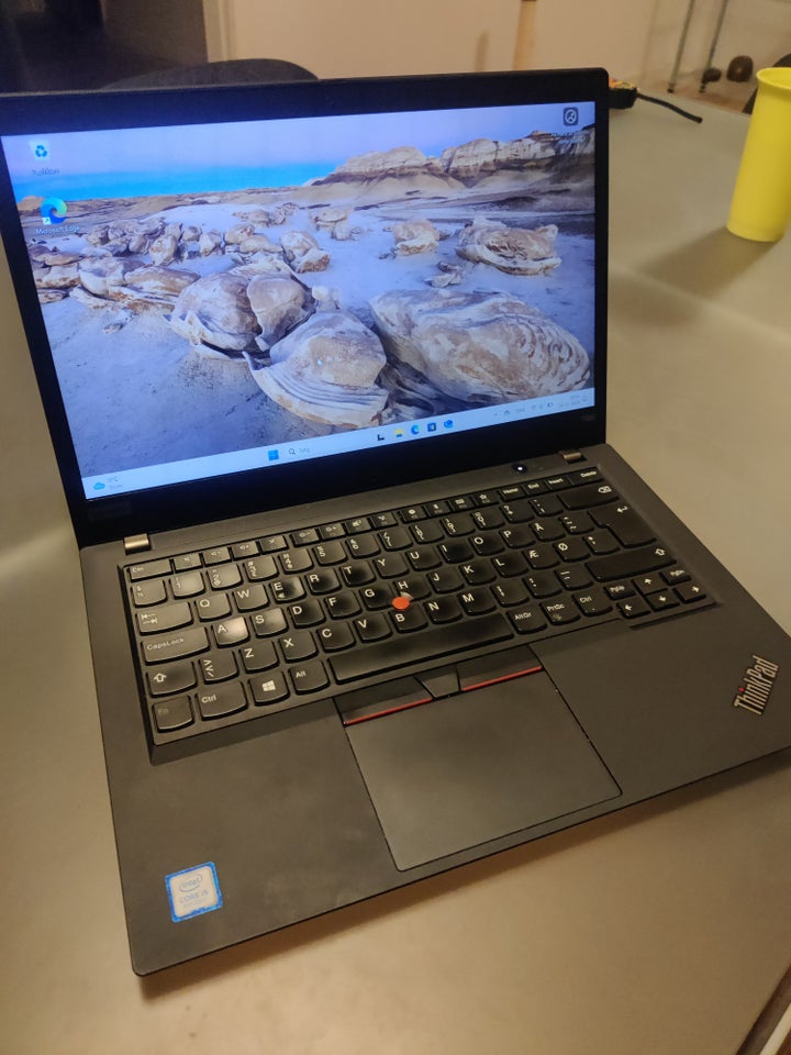 Lenovo T490