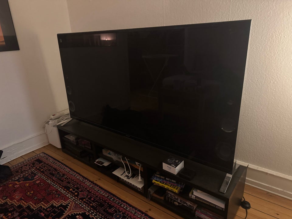 Sony, 68", God