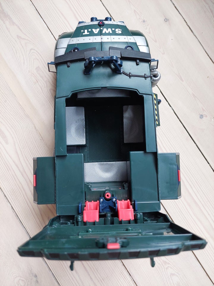 TMNT sewer SWAT truck, Playmate