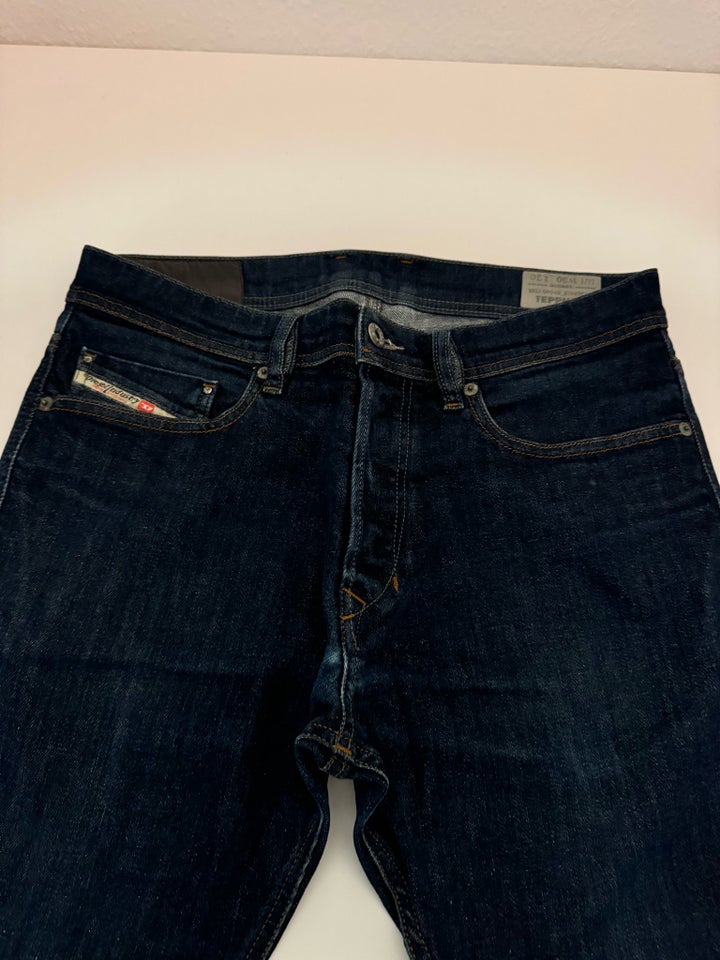 Jeans, Diesel, str. 30