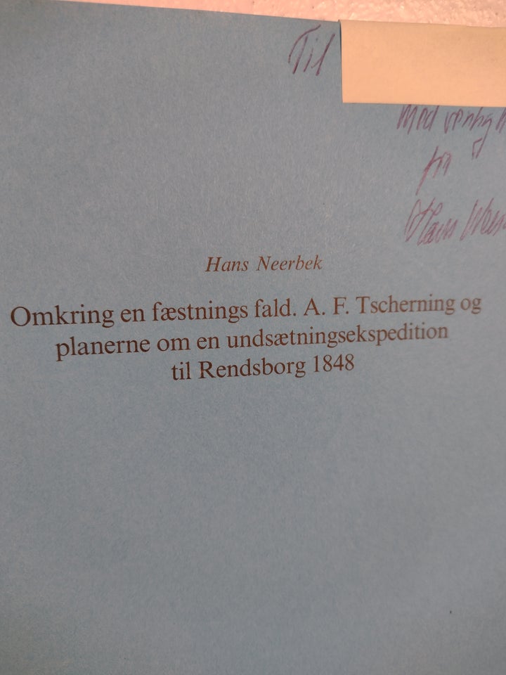 Omkring en fæstnings fald , Hans