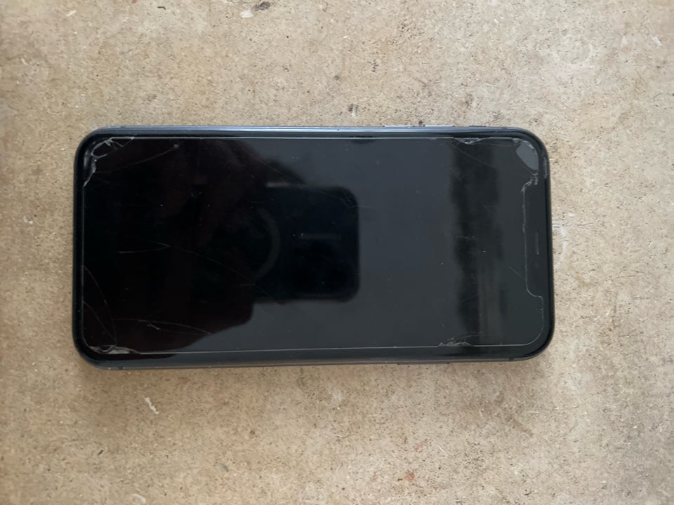 iPhone 11, 64 GB, sort