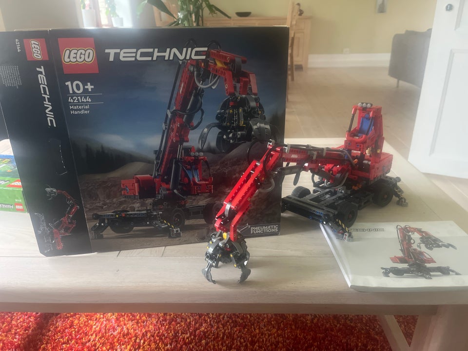 Lego Technic, 42144