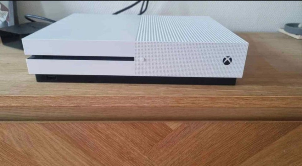 Xbox One S, Xbox One S 1 TB, Perfekt