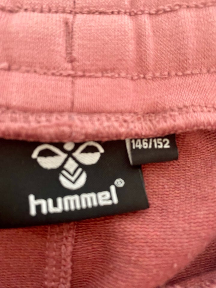 Bukser, Bukser, Hummel