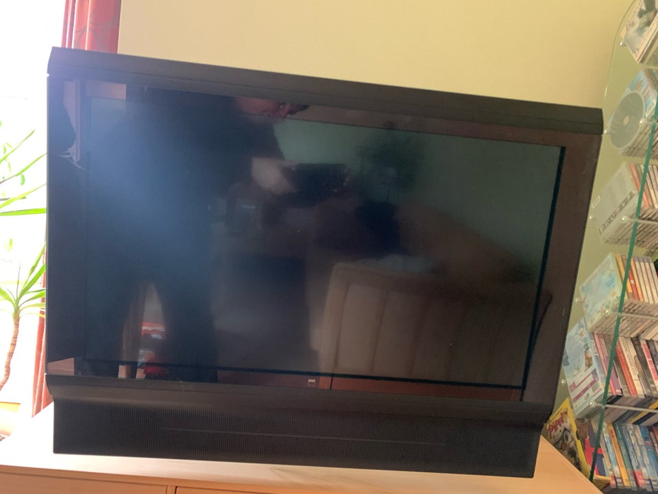 LCD, NAD, 32” B3