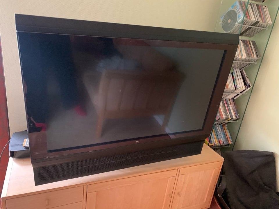 LCD, NAD, 32” B3