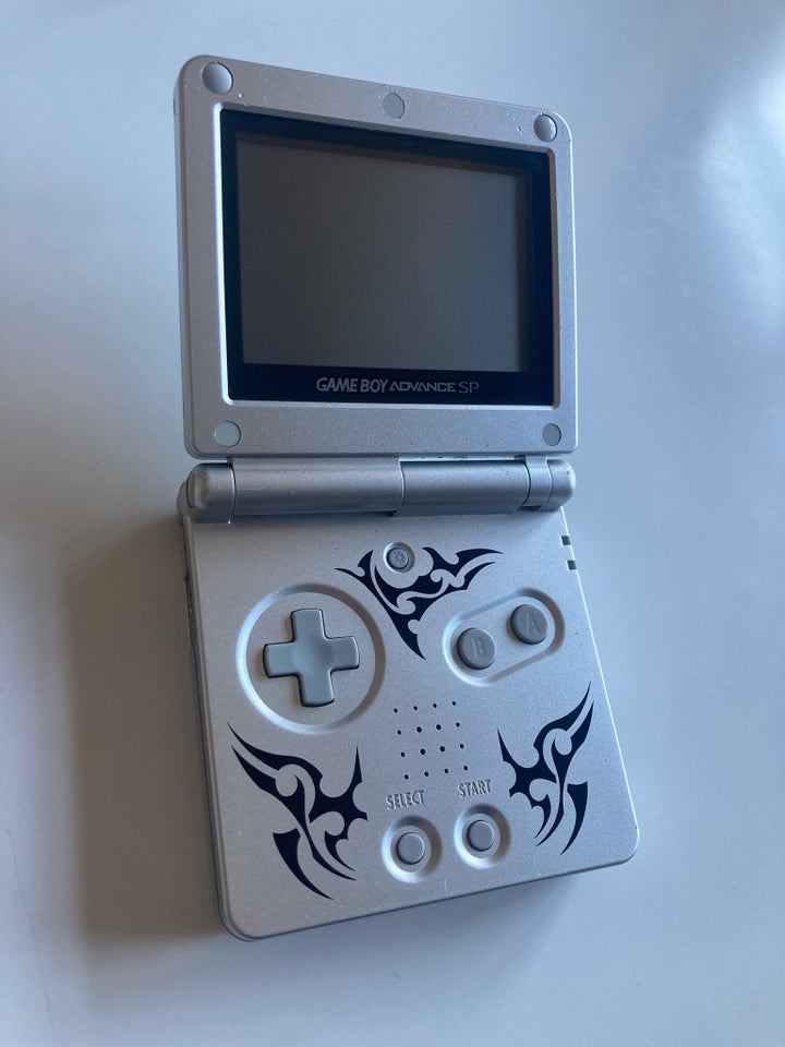 Nintendo Gameboy advance SP God