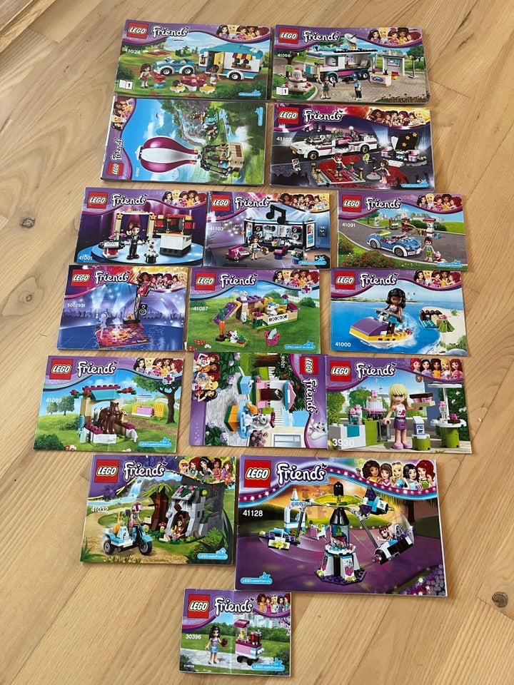 Lego Friends, Lego Friends og Lego