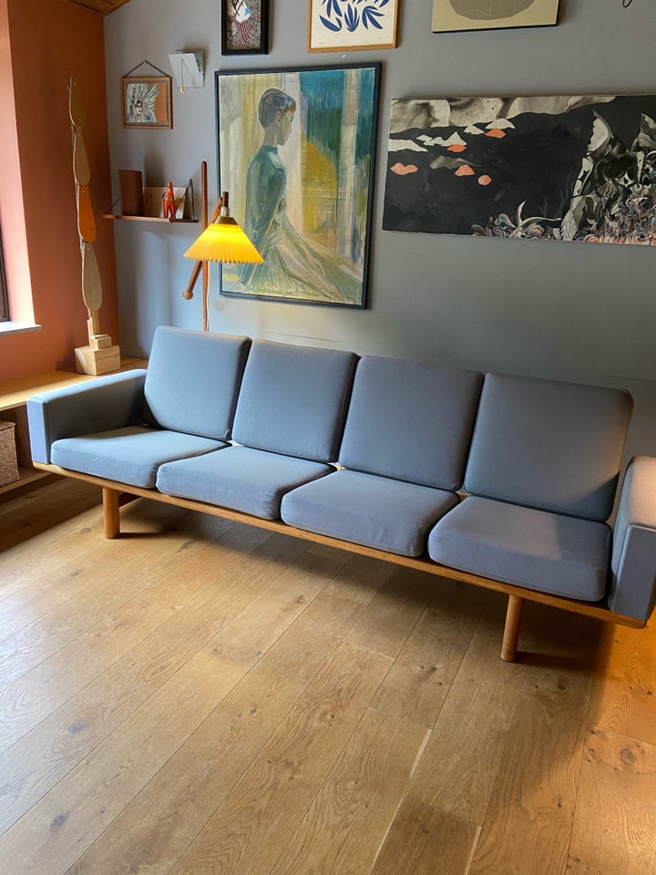 Hans J. Wegner, GE236/4, Sofa