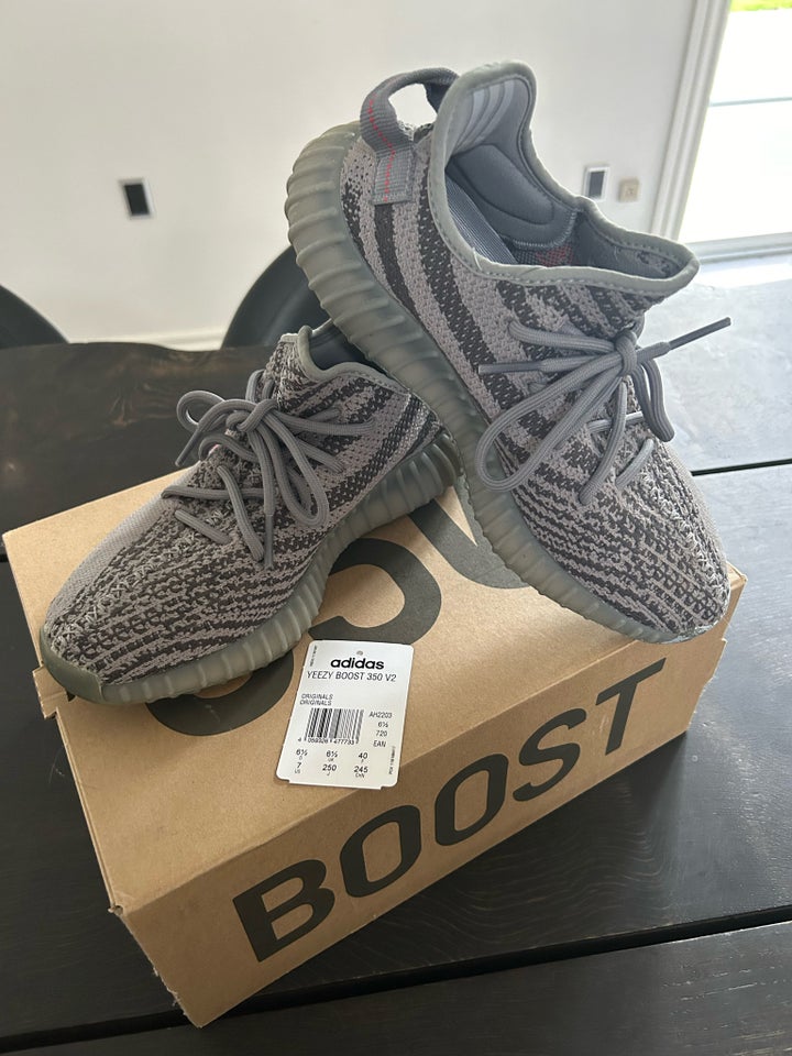 Sneakers, Yeezy boost 350 , str. 40